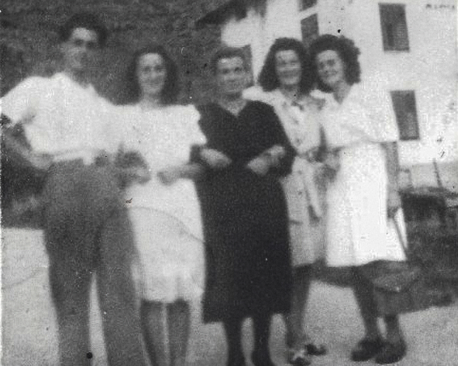 Ritratto della famiglia di Carmela